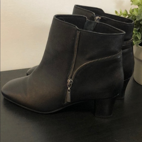 Ros Hommerson Black Leather Booties - Picture 3 of 4
